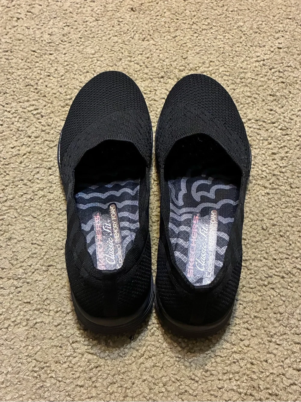 Skechers breathable knit